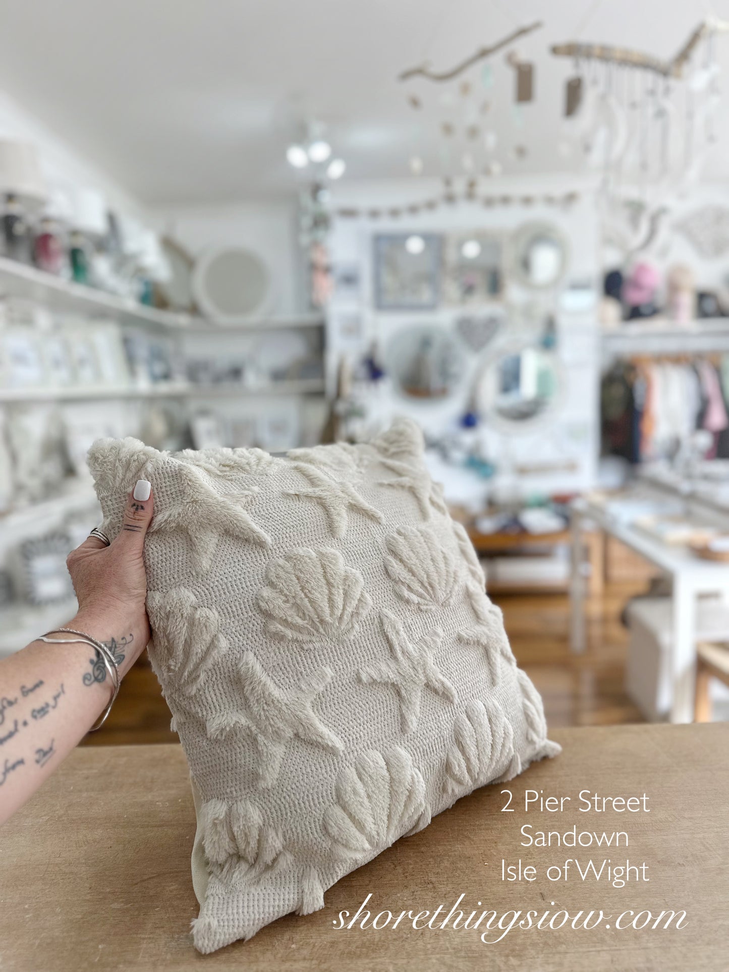 Coastal cushion embossed shell