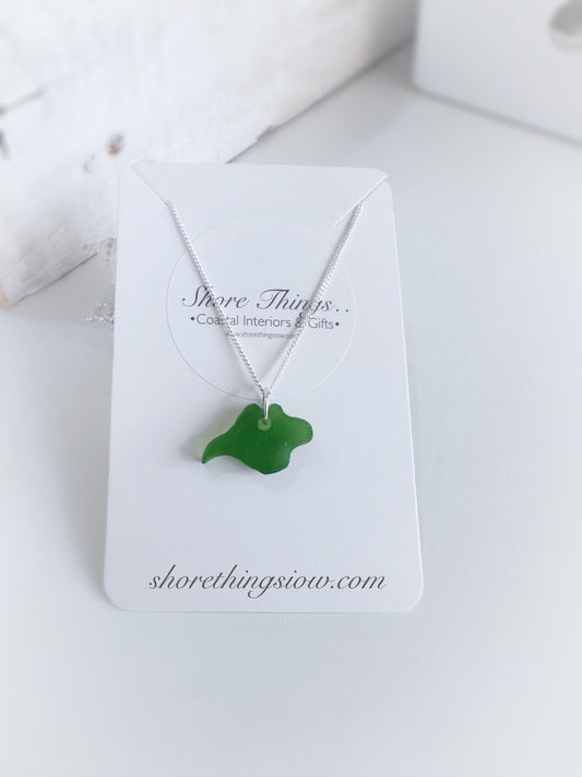 Sea Glass Carved Isle of Wight Necklace 18” Stirling Silver